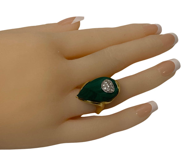 1970's 18ct Malachite Diamond Ring