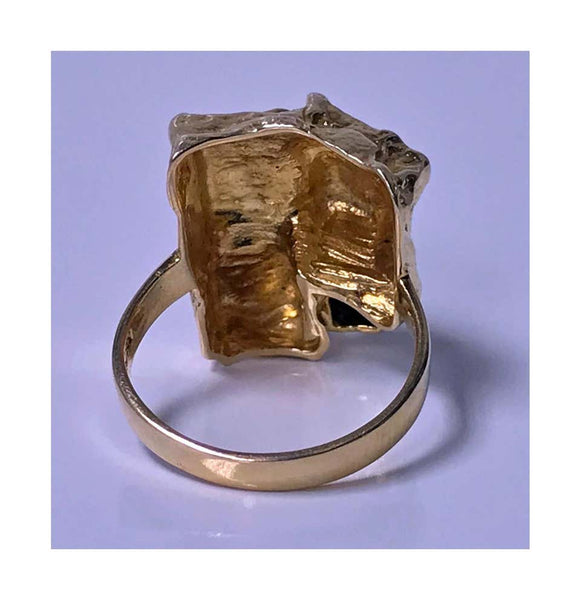 1970s Scandinavian Gold and Emerald Abstract Ring