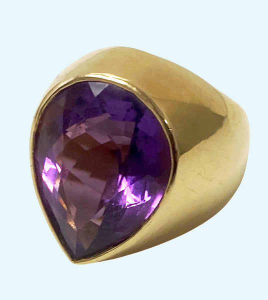 Handmade 1970’s French 18K large Amethyst Ring