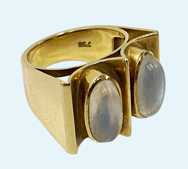1970’s 18K Moonstone Modernism Ring.
