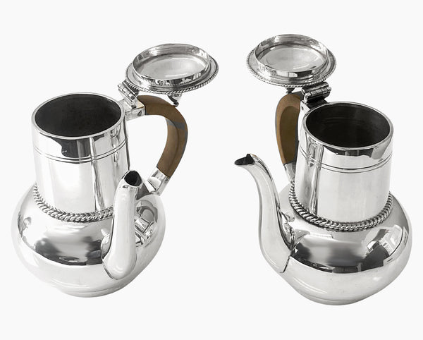 Antique English Silver bachelor's café-au-lait pair, London 1913 Wakely and Wheeler