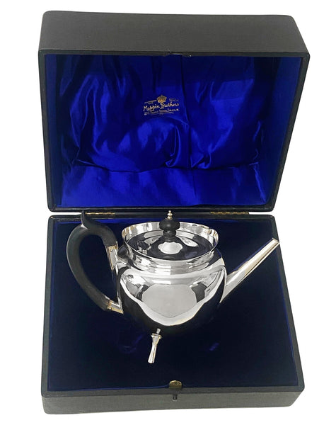 Mappin and Webb manner of Christopher Dresser Sterling Silver Teapot 1903