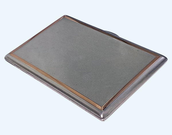 Sterling Silver and Gold Cigarette or Card Case London, 1960 Padgett and Braham