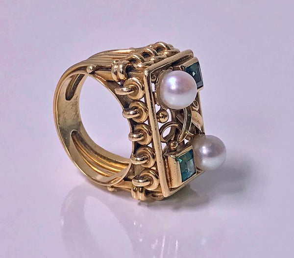 1970s 18 Karat Pearl and Emerald Ring