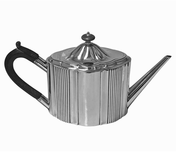Georgian Sterling Silver Teapot London 1794 Robert Hennell