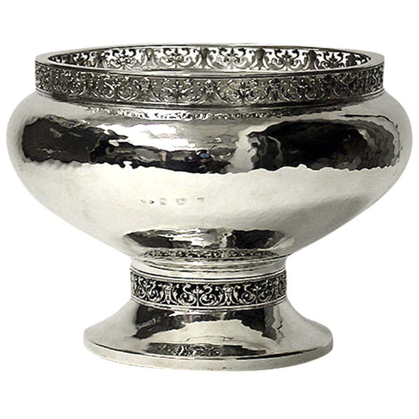 A. E. Jones Arts & Crafts Silver Hammered Bowl, Birmingham, 1920